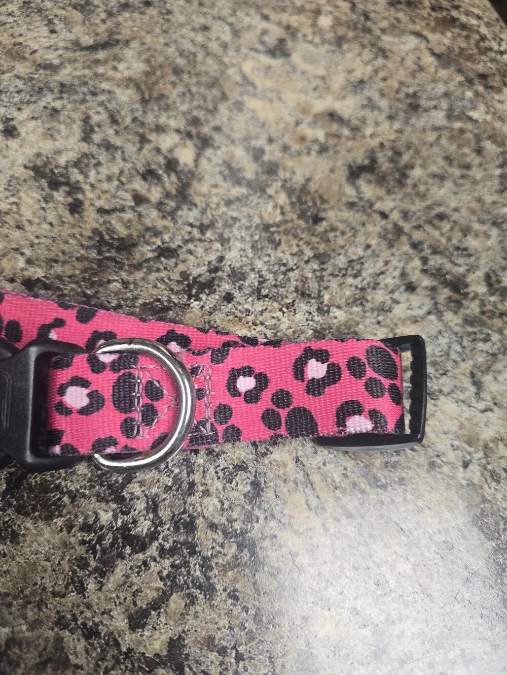 Pink Leopard Print Adjustable Collar with D-Ring